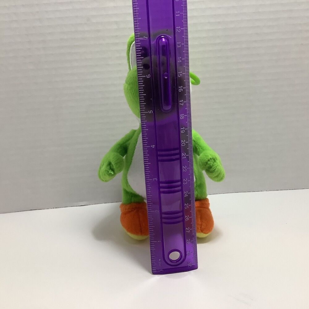 Yoshi 7" Nintendo Stuffed Green Plush Animal Toy Backpack Zipper Clip - Picture 6 of 8